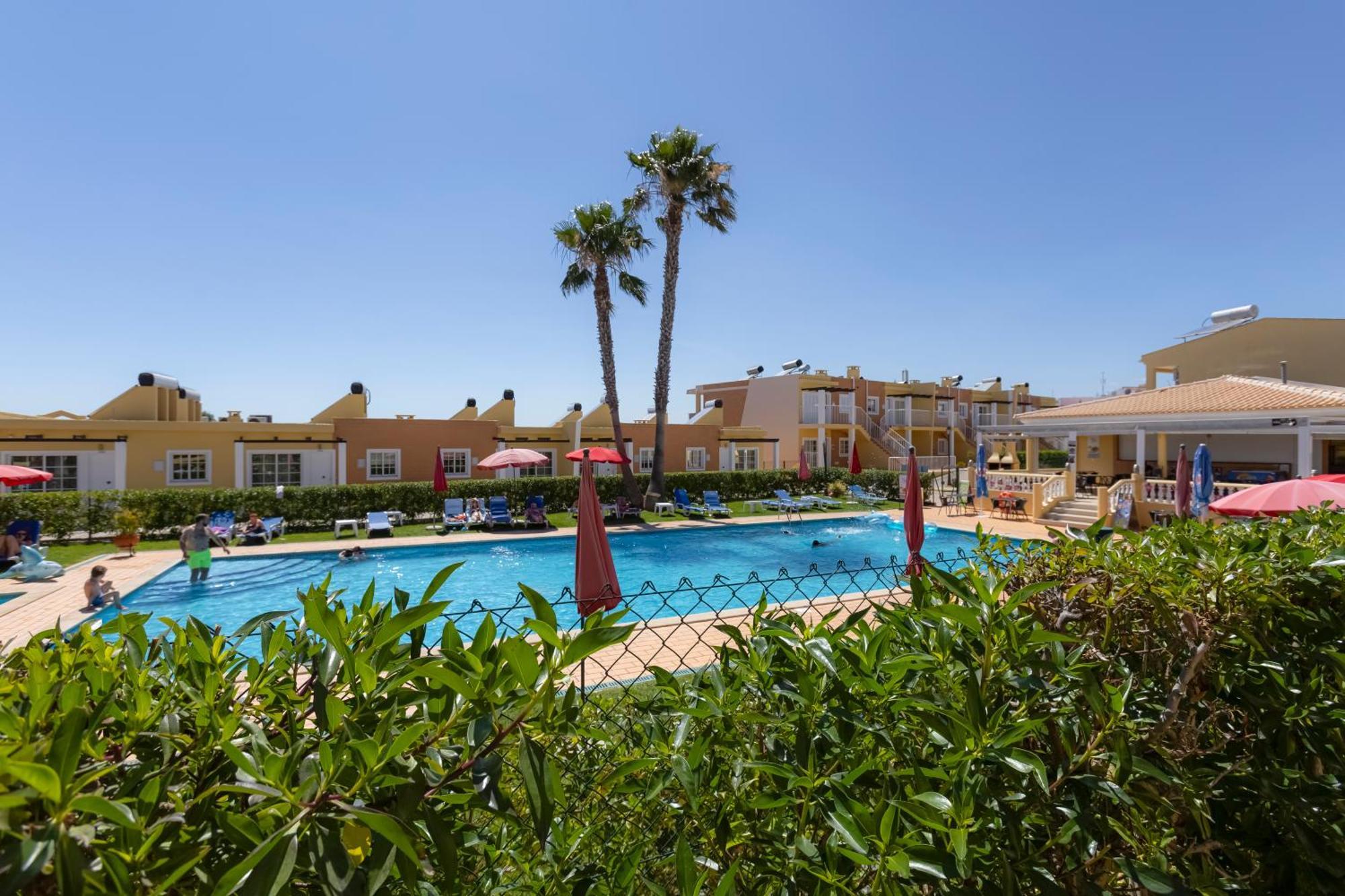 Villas Barrocal เปรา ภายนอก รูปภาพ