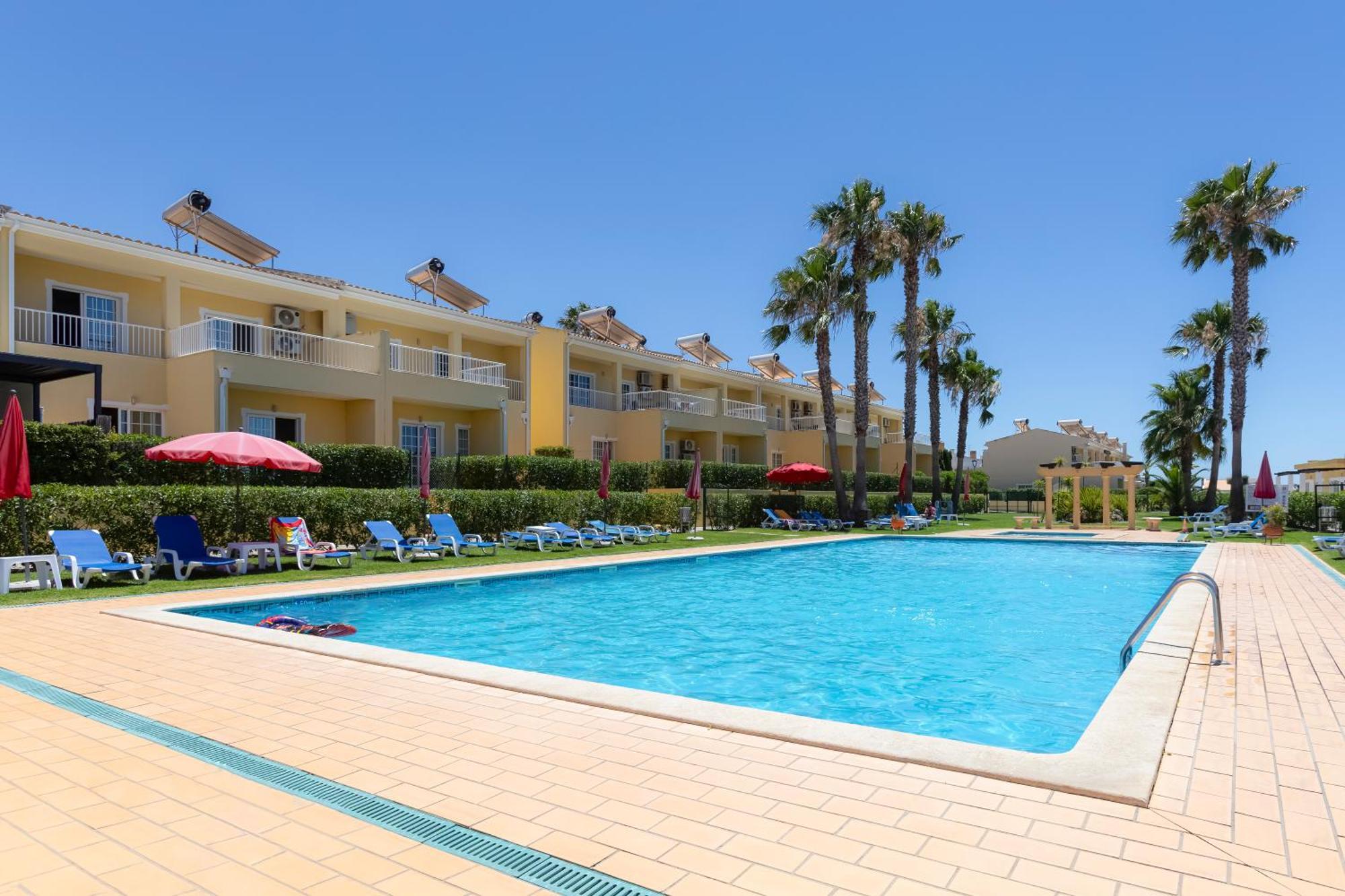 Villas Barrocal เปรา ภายนอก รูปภาพ